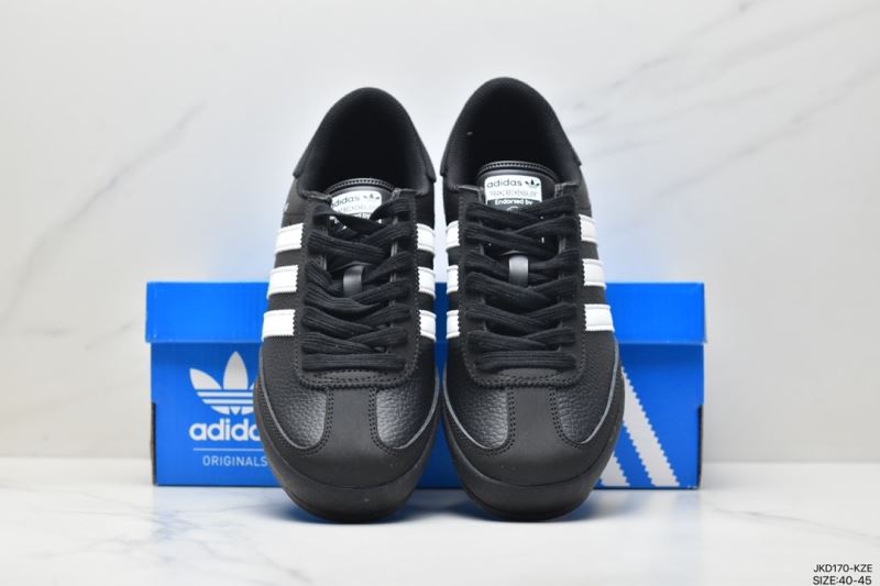 Adidas Sneakers